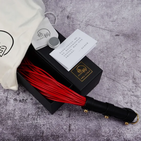 Red Faux Leather Riding Crop 15" - Equestrian Whip & BDSM Training Tool - 图片 5